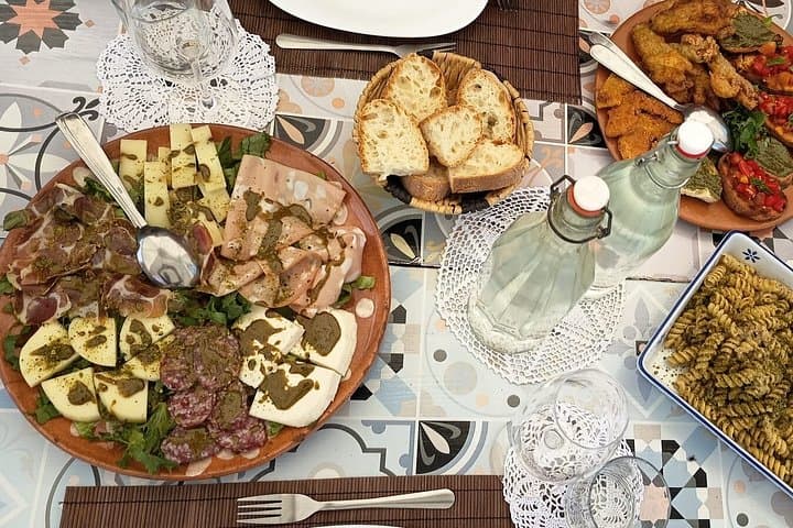 Pistachio & Wine Tour — photo 1 of 6