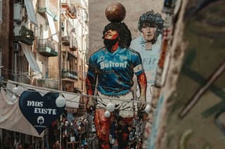 Old Naples Between Art and Faith and Maradona