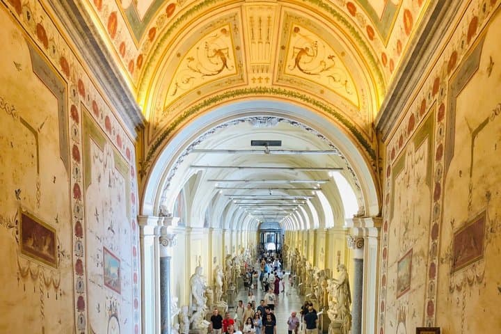 Fast Track Entry to Vatican Museums and Sistine Chapel — photo 1 of 9