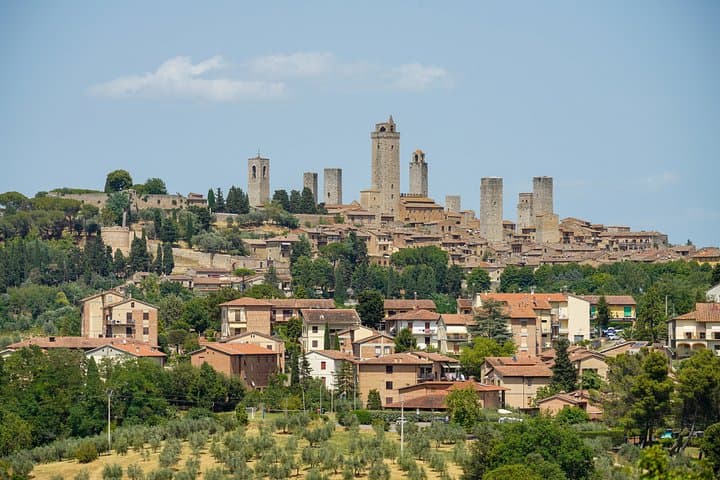 San Gimignano & Chianti Small Group Wine Tour — photo 1 of 19