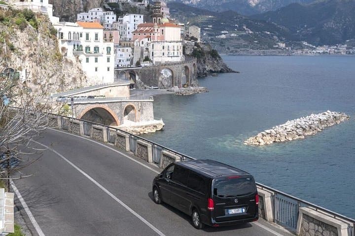 Private Luxury Transfer from Naples to Positano or Vice Versa — photo 1 of 15