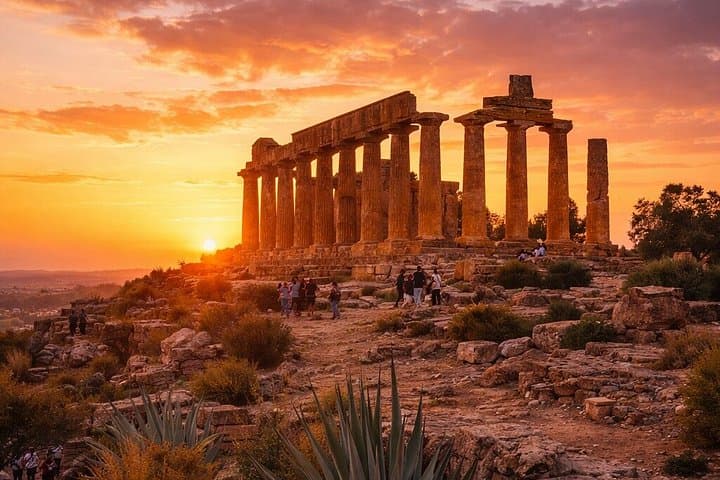 Valley of the Temples Sunset Tour with Dinner in Agrigento — photo 1 of 5