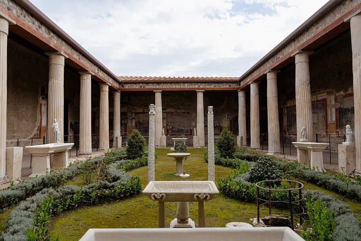 Pompeii Tour Discover History and Archaeology with Experts — photo 1 of 3