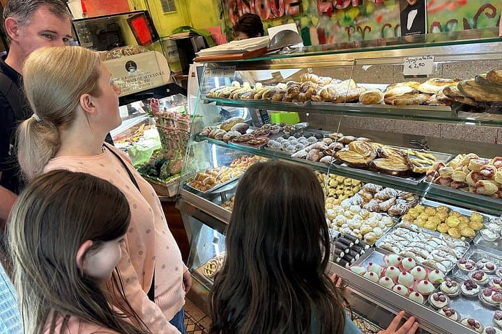Vatican and Trionfale Market Food Tour for Kids and Families — photo 1 of 11