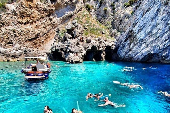 Praiano to Capri Full Day Private Boat Tour — photo 1 of 22