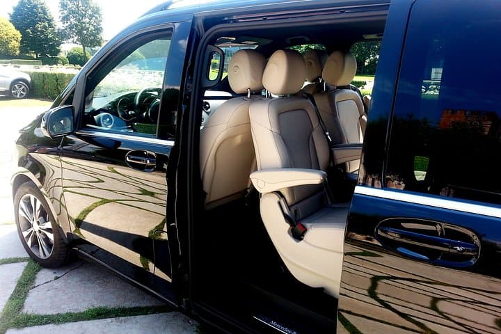 Private Luxury Transfer from Tirano to Verona — photo 1 of 7