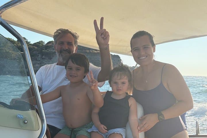 Sorrento Private Coastal Escape by Boat — photo 1 of 10
