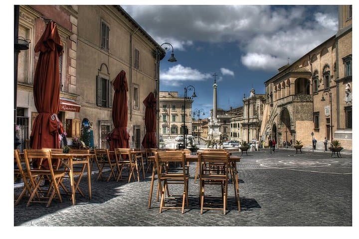 Tarquinia Boutique Day Authentic Italian Shopping Experience — photo 1 of 16
