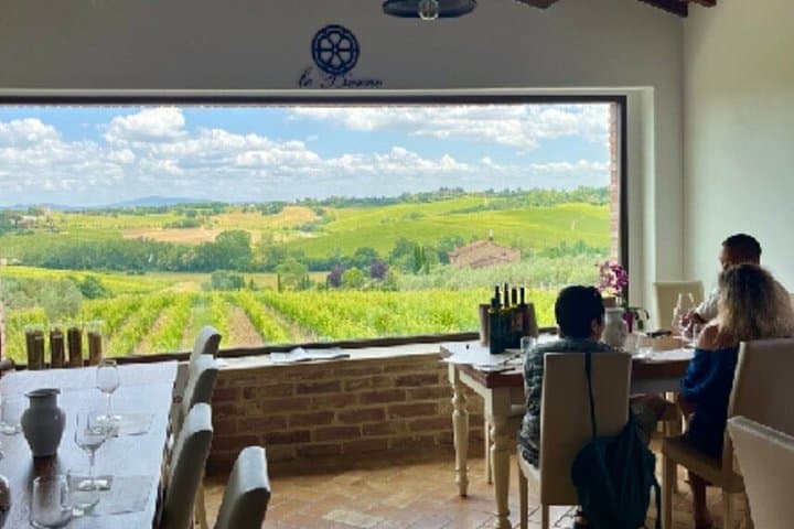 Le Bèrne Vino Nobile Wine Tour and Tasting in Montepulciano — photo 1 of 14