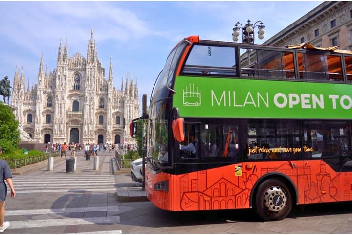 Milan Open Bus Sightseeing Tour with Audio Guide — photo 1 of 6
