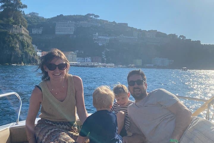 1 Hour Sorrento Coast Private Tour - Explorer 20ft Boat — photo 1 of 12