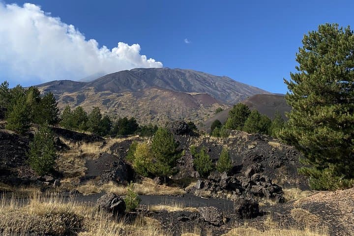 Mount Etna and Taormina from Catania — photo 1 of 9