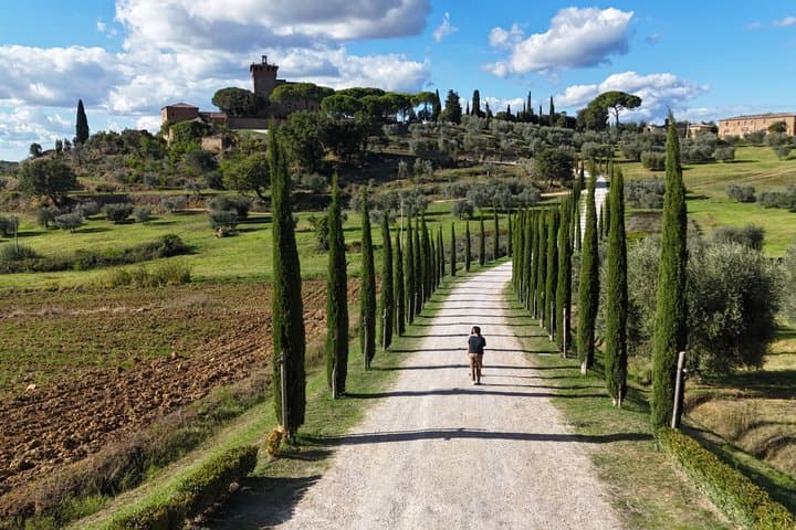 Pienza E Bike Discovery the Heart of Val d Orcia — photo 1 of 11