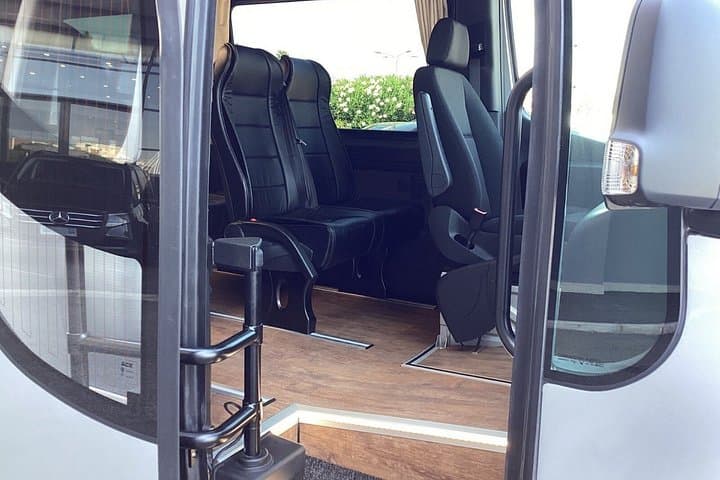Shared transfers from Salerno Airport to the Amalfi Coast — photo 1 of 22