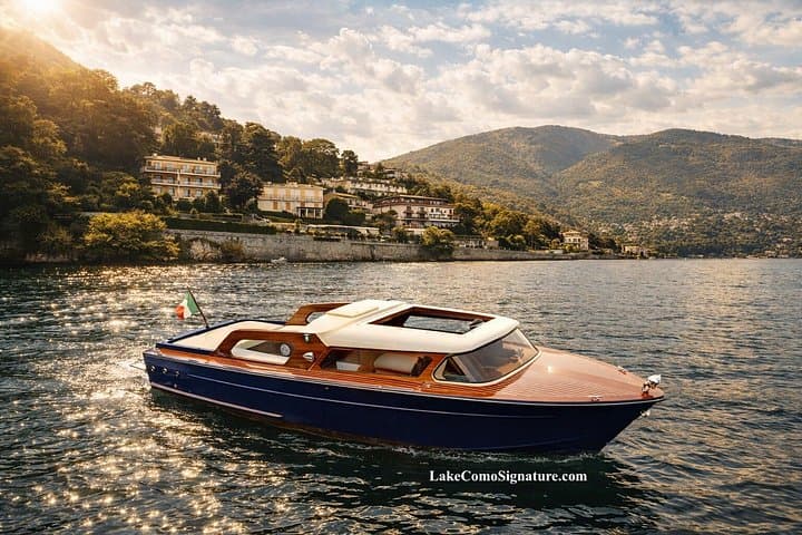 Intimate Lake Cruise on a Classic Wooden Boat for 8 — photo 1 of 10
