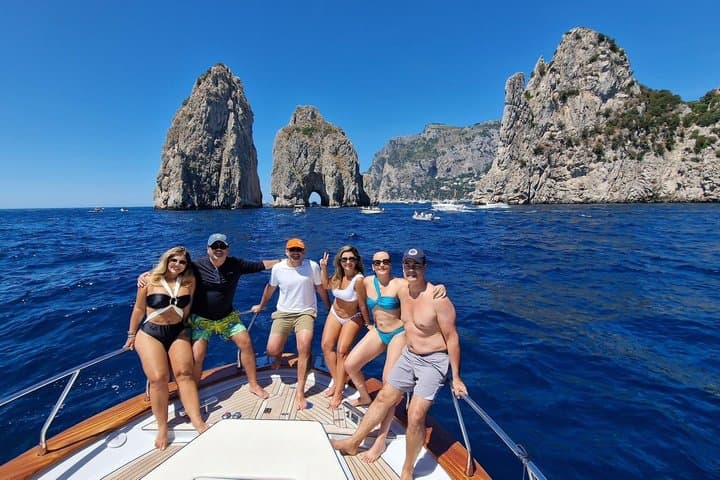 Capri: Boat tour of the caves with swim and Limoncello tasting! — photo 1 of 16
