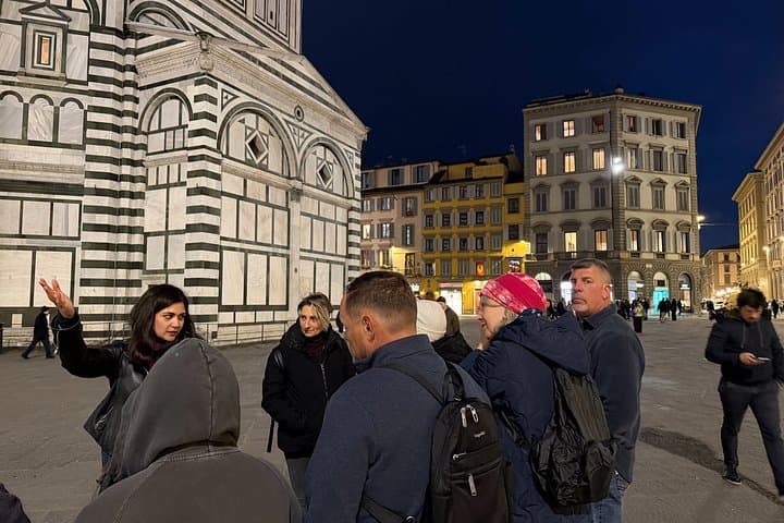Florence Ghost & Crime Tour: Legends Murders with Tastings & Wine — photo 1 of 18