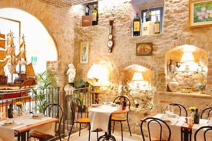 Florence Tuscan Wine Tasting in a Traditional Local Osteria — photo 1 of 50