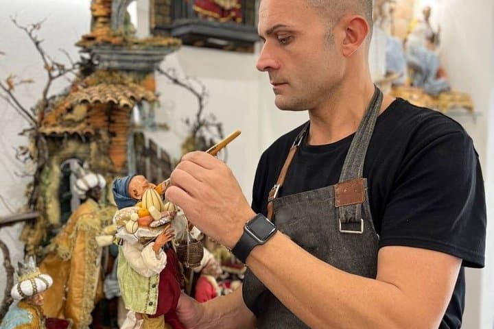 Create your own Horn Charm in San Gregorio Armeno Naples — photo 1 of 16