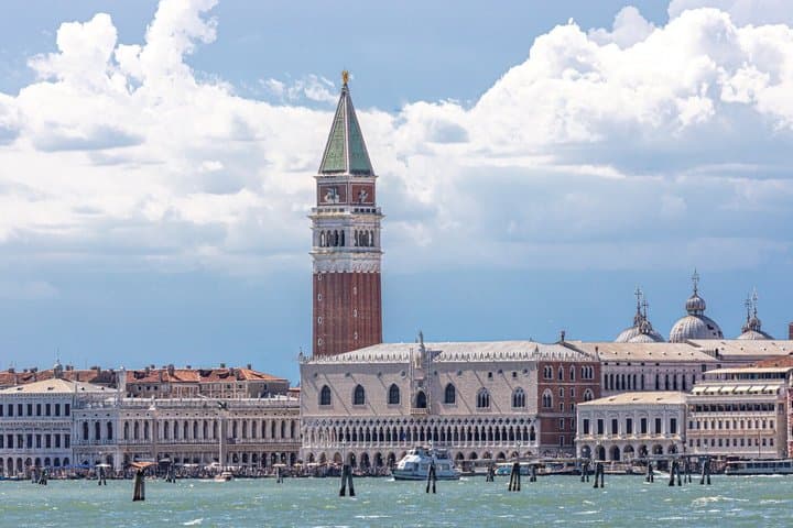 Venezia Express – Round Trip Punta Sabbioni / Venice — photo 1 of 6