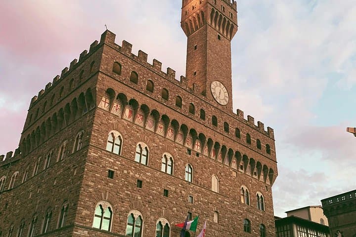 Private Tour of Florence in the symbolic places of the Medici and Gelato — photo 1 of 11