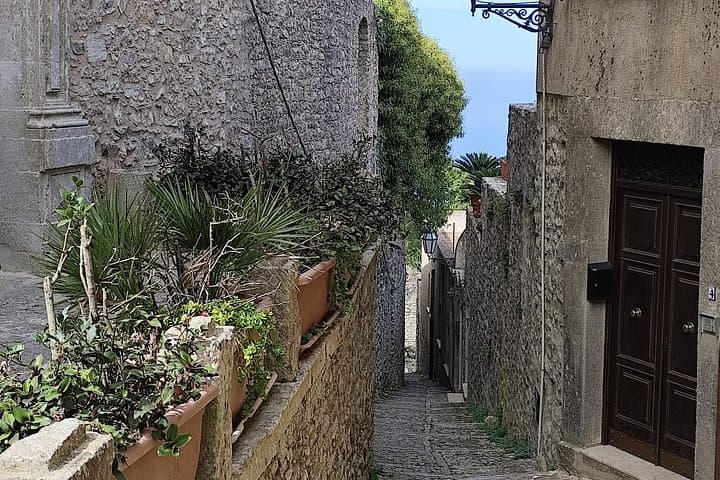 Erice Experience Tour Views and Gourmet Tasting — photo 1 of 13