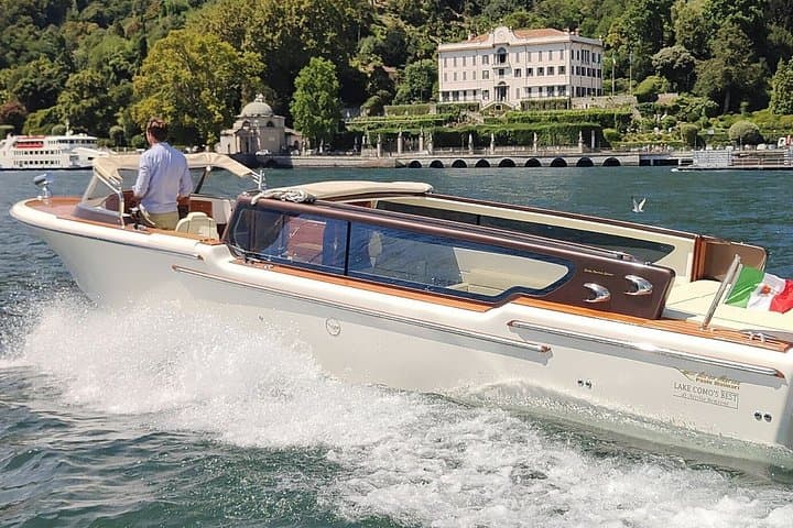 Private Venetian Wooden Boat Tour on Lake Como — photo 1 of 26
