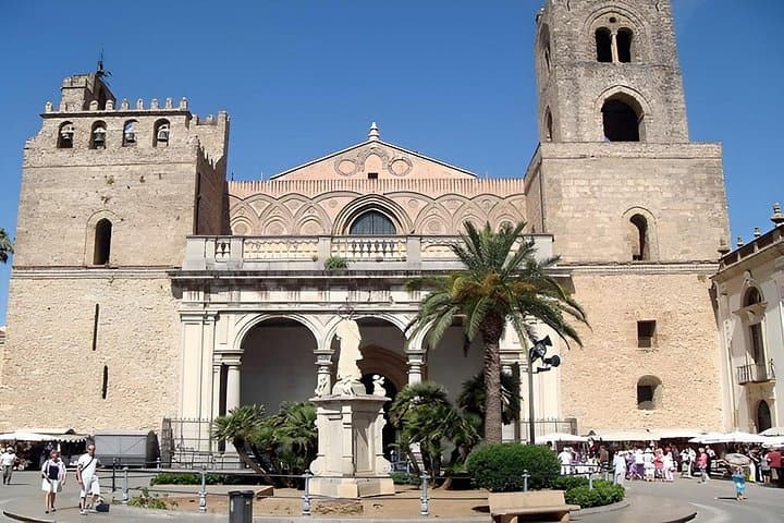 Day Trip from Palermo to Monreale and Segesta Small Group — photo 1 of 8