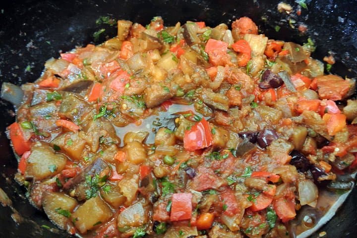 Mani in Pasta in Palermo Discover Caponata — photo 1 of 3