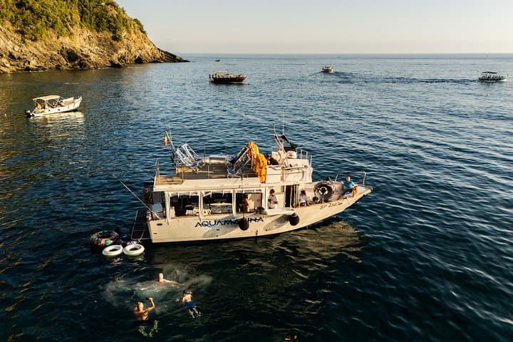 Cinque Terre Sunset Boat Tour — photo 1 of 51