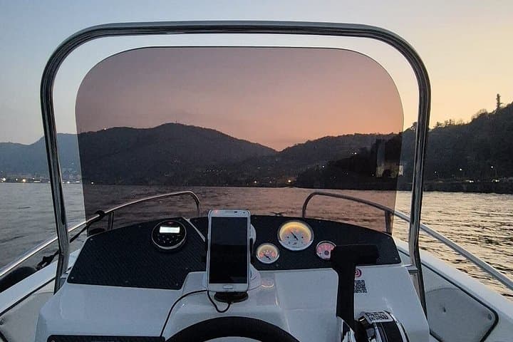 Lake Como 1 Hour Self Drive Boat with GPS — photo 1 of 16