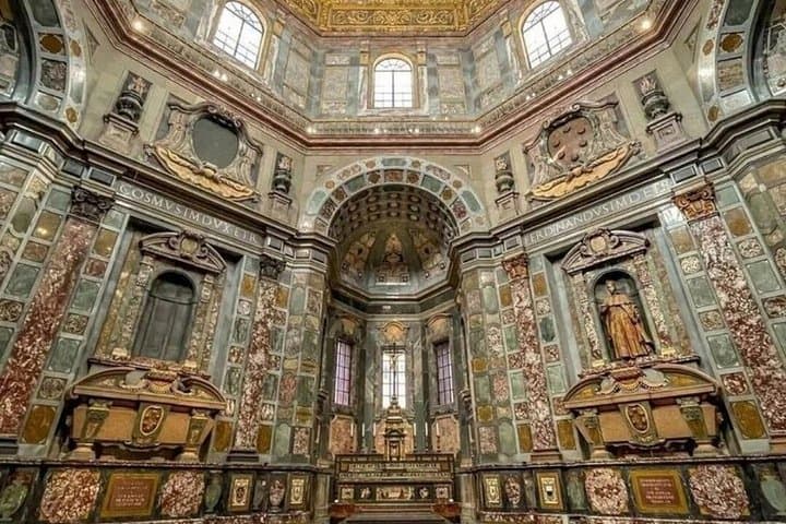 Semi-Private Michelangelo Experience David and Medici Tombs — photo 1 of 8