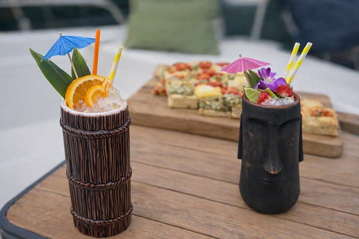 Captain's aperitif Golden Hour experience at Byron Cave — photo 1 of 7