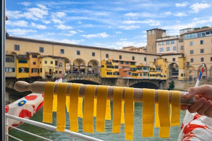 Florence Pasta and Wine Workshop near Ponte Vecchio — photo 1 of 7
