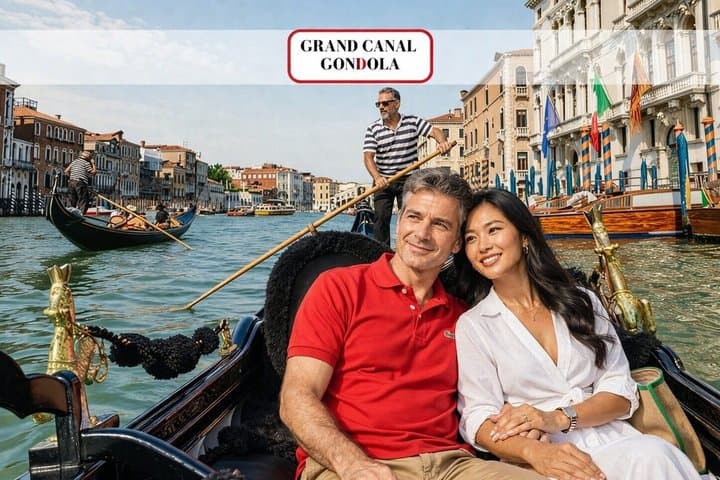 Grand Canal Gondola Ride with Storytelling & Gondola Gallery™ — photo 1 of 11
