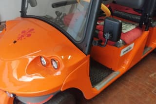 Electric Golf Cart Rental in the Heart of Florence