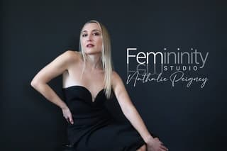 Sexy chic Italian femininity photo shoot 2h in the studio in Rome