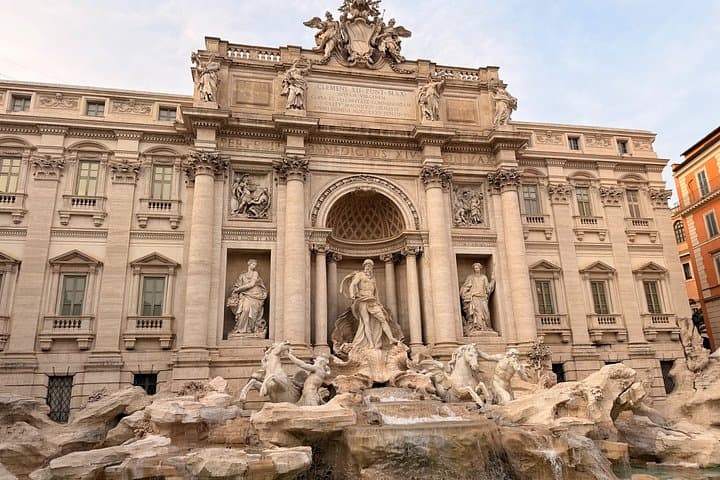Rome: Trevi Fountain & Vicus Caprarius City of Water Tour — photo 1 of 41