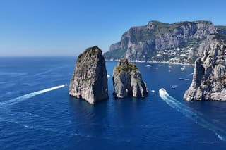 Capri Private Boat Tour by Traditional Gozzo