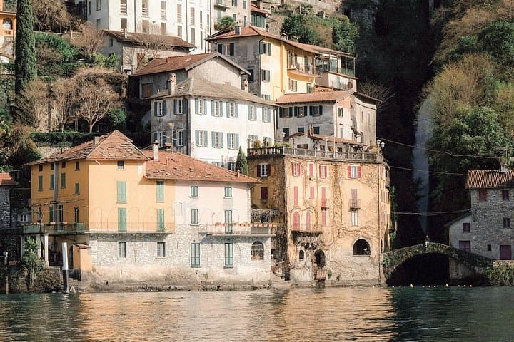 3-hour private boat excursion on Lake Como — photo 1 of 4