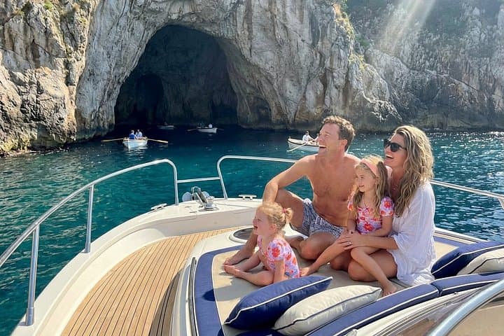 All inclusive Capri Boat and City Tour from Sorrento — photo 1 of 17