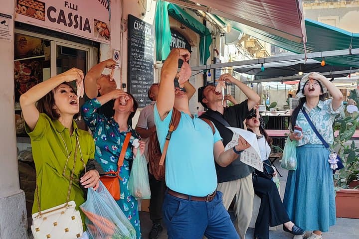 Syracuse Ortigia Point of Sale Tour with Street Food Tastings — photo 1 of 11