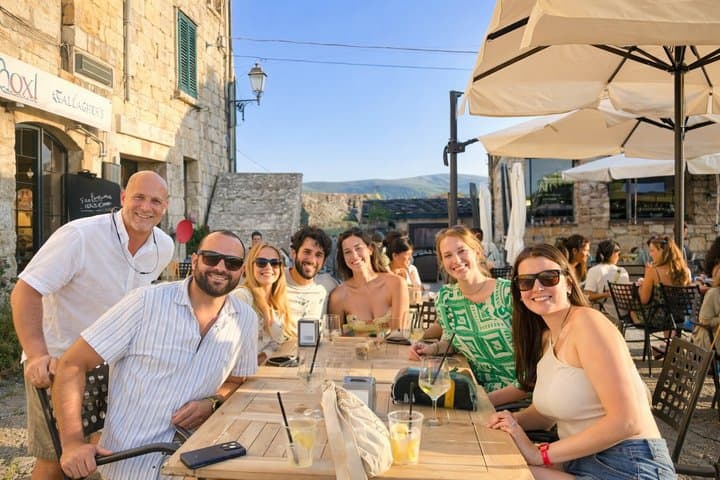 From Florence: Chianti Wine Tour with Tastings & San Gimignano — photo 1 of 13