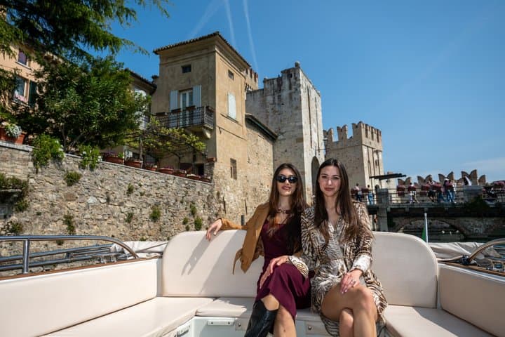Guided tour in Sirmione with motorboat tour — photo 1 of 25