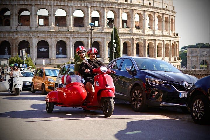 Rome Vespa Sidecar Tour — 90-Minute City Highlights Tour — photo 1 of 37