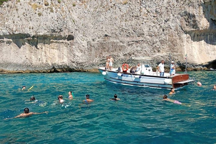 Capri Shared Tour : Caves, Dives, Limoncello and Caprese Cake — photo 1 of 16