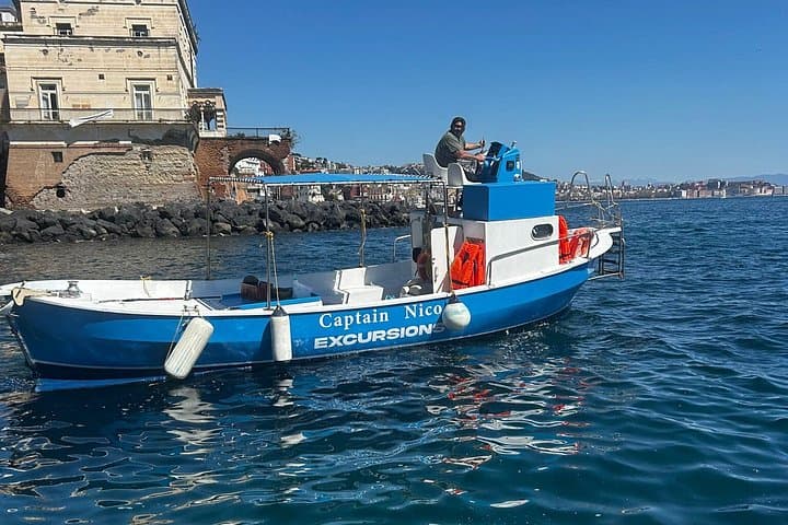 Posillipo Boat Excursion Snorkeling and Neapolitan Tasting — photo 1 of 17