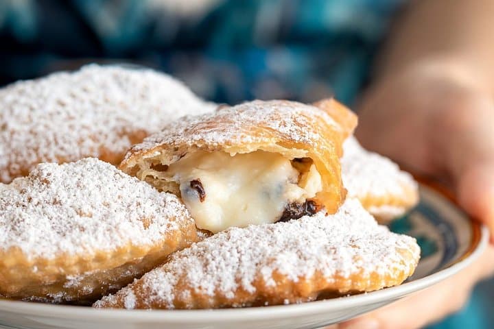 Cooking class in Palermo traditional Sicilian holiday cakes — photo 1 of 8
