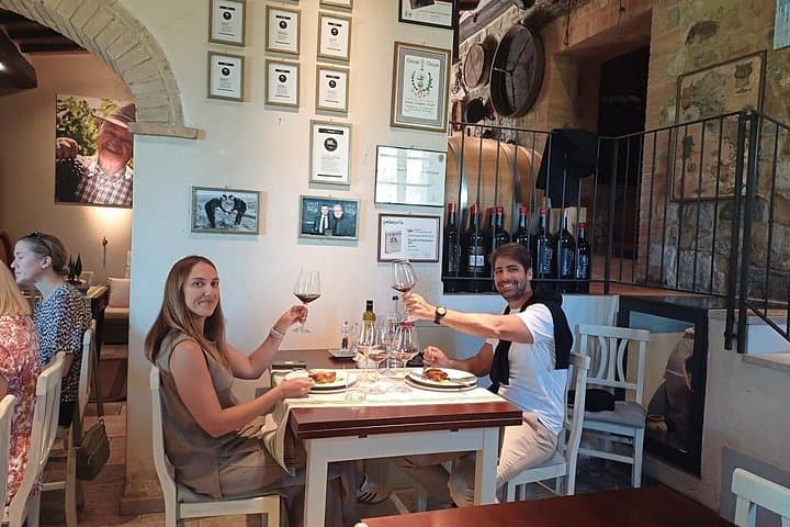 Montalcino wine tour — photo 1 of 12