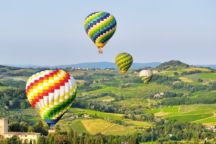 Hot Air Balloon Flight Over Tuscany from Siena — photo 1 of 30